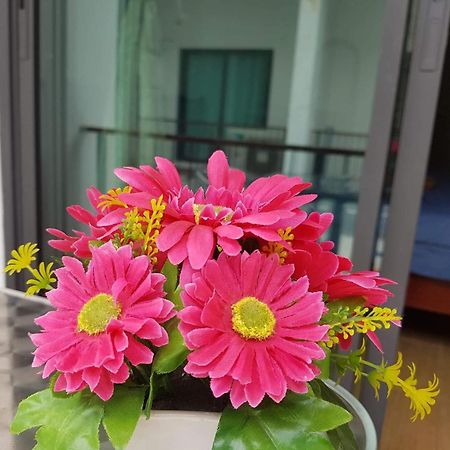 Amaretto Hostel Szuratthani Kültér fotó