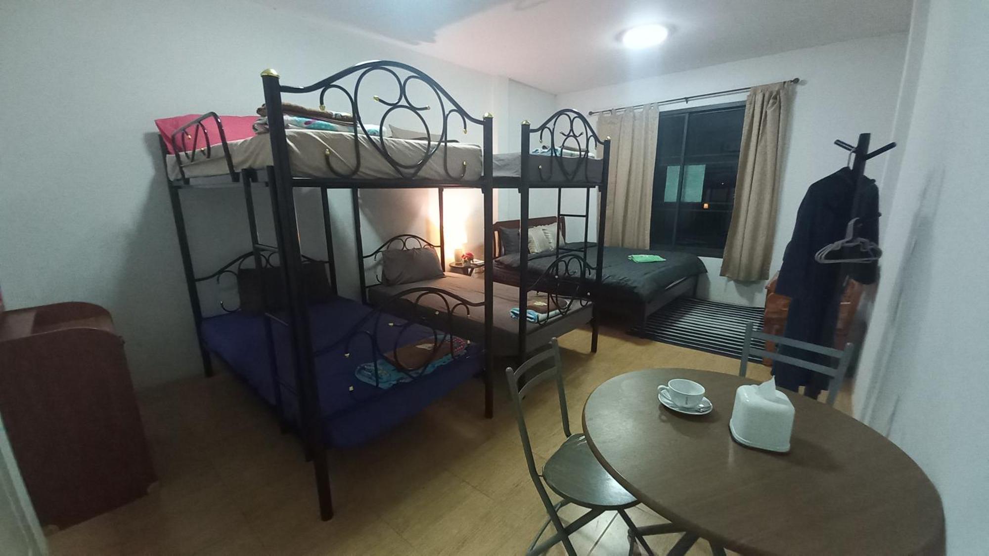Amaretto Hostel Szuratthani Kültér fotó